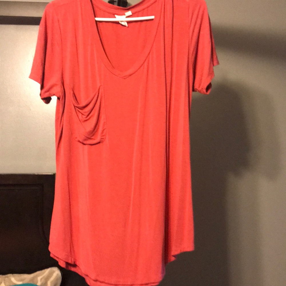 Tee